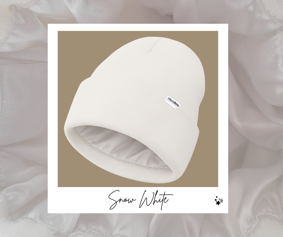 SNOW WHITE SATIN-LINED BEANIE