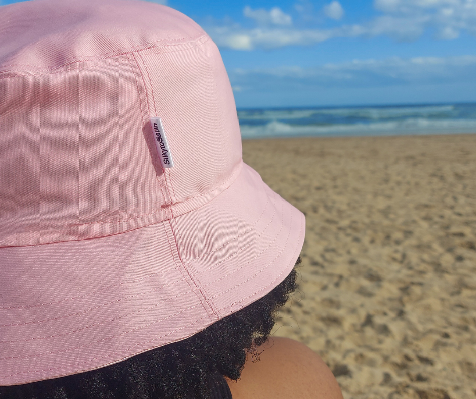 SUMMER - PINK SATIN-LINED BUCKET HAT