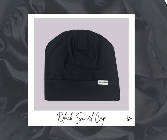 BLACK SLEEK SWIRL CAP