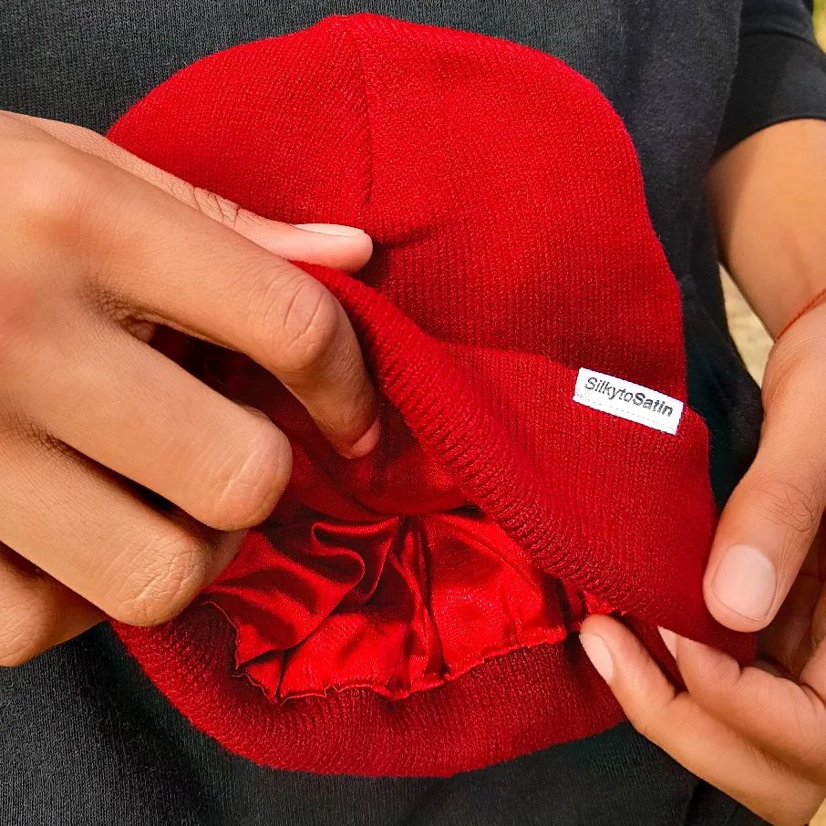 SUPREME SATIN-LINED BEANIE – SilkytoSatin