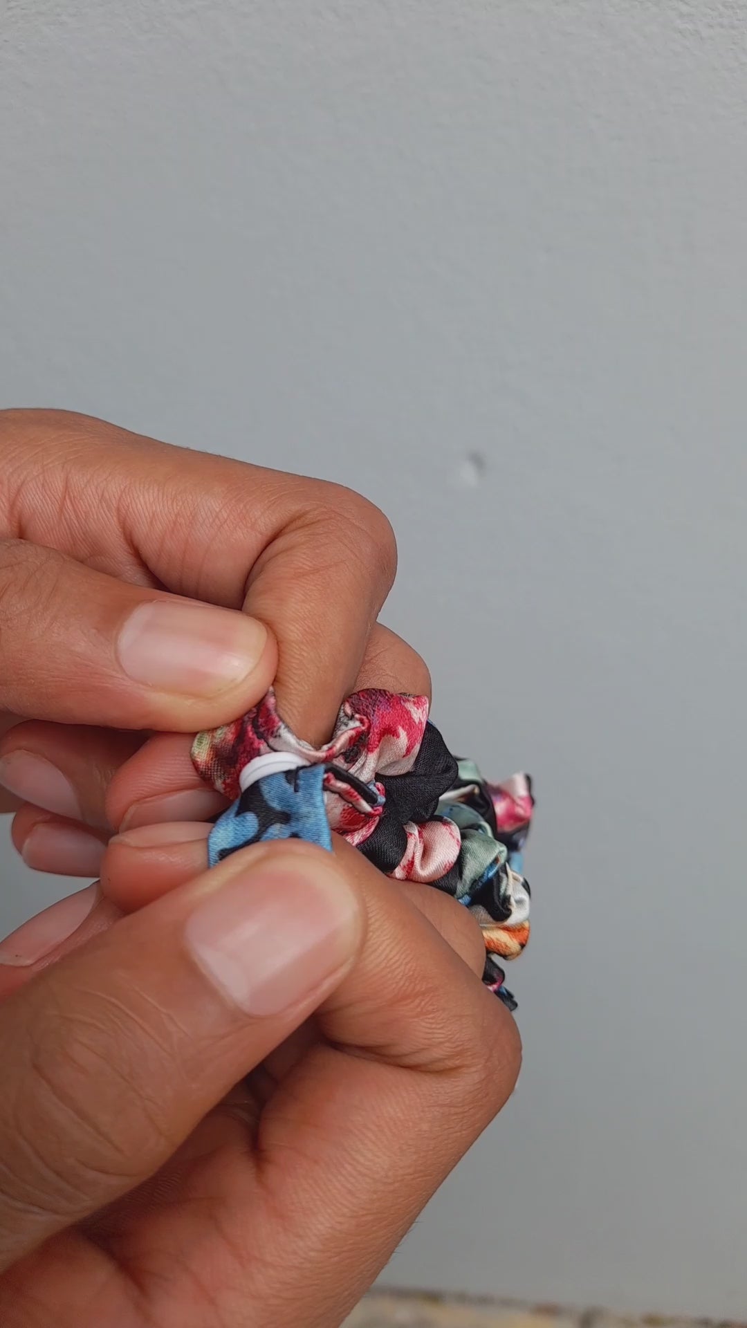 FLORA SNAP SCRUNCHIE ( 3 PACK - LIMITED EDITION)